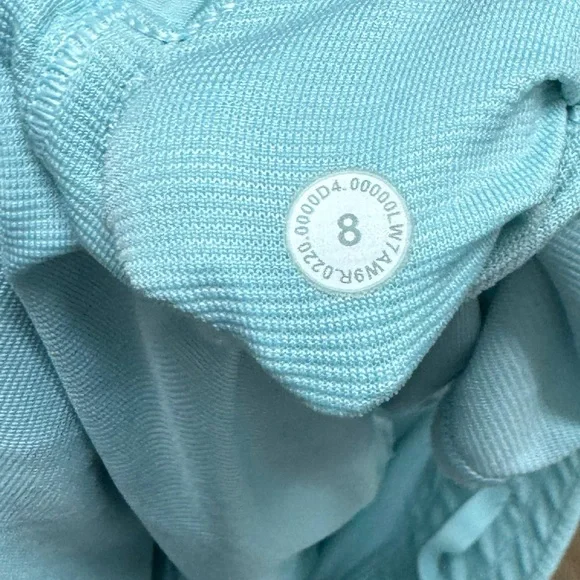 Lululemon Hotty Hot Low Rise Short - Picture 6 of 10